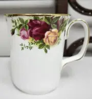 Royal Albert Fine Bone China OLD COUNTRY ROSES Mug Never Used BRAND NEW