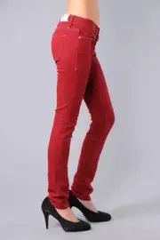 BLANK NYC Skinny Classique Craisin Jeans. NWT. MSRP: $88