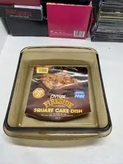 Vintage Pyrex Corning Casserole Dish Amber #222 2qt New Old Stock 222-F