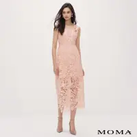 在飛比找momo購物網優惠-【MOMA】春形象款｜高雅蕾絲繡花洋裝(粉色)