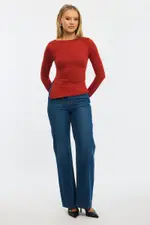 Red Boat Neck Top Long Sleeve Side Split - Size 12M, Women's T-shirt