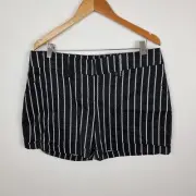 Portmans Shorts Size 16 NWT