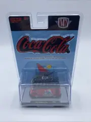 M2 Machines NMD01 Coca-Cola 1960 VW Delivery Van Christmas Edition