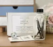Homemade Vanilla Extract Kit DIY 4 oz Customizable Label - Vodka Not Included