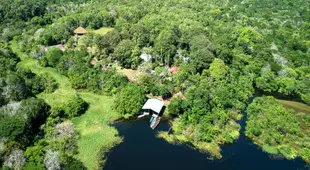 Amazonia Jungle Hotel