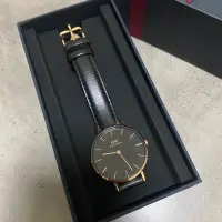 在飛比找蝦皮購物優惠-DW Daniel Wellington 女錶 手錶 皮革錶