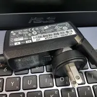 在飛比找Yahoo!奇摩拍賣優惠-宏碁 Acer 18W 原廠規格 變壓器 MICRO USB