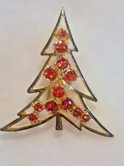 SKI SLOPE CHRISTMAS TREE RED CRYSTAL BROOCH MADE IN CZECH
