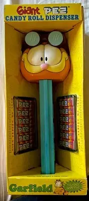 GIANT GARFIELD THE PILOT TALKING PEZ - NEW IN BOX - SPEAKS 6 DIFFERENT PHRASES