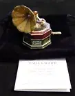 Estee Lauder Beautiful Glorious Gramophone Solid Perfume Compact NEW!!!