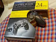 New Old Stock Game Elements Wireless Game Controller GGE910 for PC