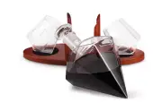 Special Design Diamond Whiskey Decanter With 2 Diamond Glasses & Wooden Holder
