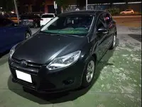 在飛比找旋轉拍賣優惠-2014年Ford福特Focus 5D 1.6L 灰 到店