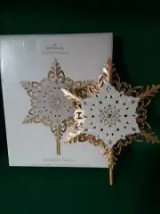 2012 HALLMARK SNOWFLAKE CHRISTMAS TREE TOPPER NEW