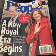 People Magazine A New Royal New Era Begins October 24 2022. Loretta Lynn T-518