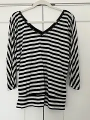 White House Black Market Top Size S Striped Black & White Sequin V-neck Blouse
