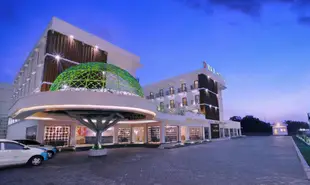 龍目島麥克斯D飯店和會議中心D'MAX Hotel & Convention Lombok