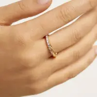 在飛比找momo購物網優惠-【CReAM】Lola黃銅鍍18K金色彎曲碎鑽戒指亮鑽戒指(