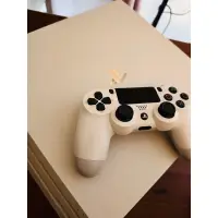 在飛比找蝦皮購物優惠-Ps4 白色主機販售1T