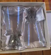 Oleg Cassini Crystal Glitter Set 2 Wine Glasses Hematite Formal Wedding