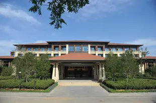 青島金鳳凰花園酒店Golden Phoenix Garden Hotel