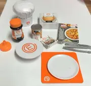 ZURU Mini Brands Create Master Chef Almond and Apricot Cheesecake UV Light