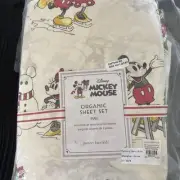 Pottery Barn Kids Disney Mickey Mouse Holiday Percale Full Sheet Set Christmas