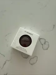Genuine MAC Glow Play Cushiony Blush - Big Diva Energy