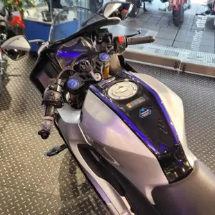 【YAMAHA 山葉】R15m 銀藍 2023款(白牌檔車/機車/平輸車)