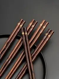 在飛比找樂天市場購物網優惠-onlycook 創意個性櫻花木筷子家用日式防滑餐具木質原木