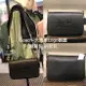 美國正品COACH F72703 限量 經典黑色、乾燥玫瑰粉大馬車LOGO(大號)-翻蓋馬鞍包、郵差包. (荔枝紋全真皮款) 斜背包 側背包-&限量新款 白拚深色(全真皮-彩虹背帶)、粉橘拚色 大馬車 後背包-(保證美國OUTLET直購全新100%正品)-*vivi shop*