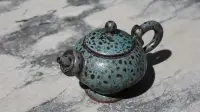 在飛比找Yahoo!奇摩拍賣優惠-台灣名陶藝家林永松 手工陶壺 創意茶壺 小神燈茶壺 出水順 