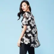 $1295 NEW LELA ROSE Metallic Floral Fil Coupe Flounce Top Blouse Black Blush 4