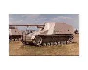 Tamiya 1/35 German Nashhorn Heavy Tank Destroyer Model Kit [TAM35335]