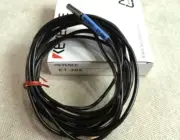 A●KEYENCE ET-305 Proximity Sensor New