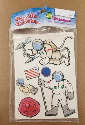 MAGNETIC CREATIONS - 24 SHAPES - 4 SHEETS - OUTER SPACE - GLOW IN THE DARK