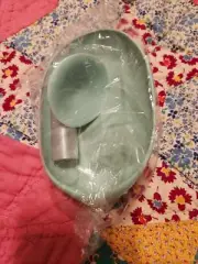 Self Draining Soap Dish Holder Bar Soap Saver Suction Cup - Green