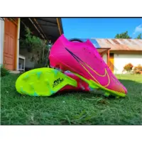 在飛比找蝦皮購物優惠-足球鞋 Nike77 Mercurial Vapor 15 