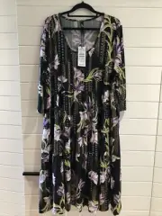 Taking Shape floral midi tier S