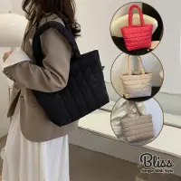 在飛比找momo購物網優惠-【Bliss BKK】牛津鋪棉質感單肩托特包 水餃包 肩背包