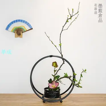 挿花百規 : お花大好き、芳庵の欲張りお花教室 『Hoan's Works』