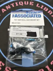 Team Associated. TC7 Anti-Roll Bar Mount Set. Item # 31701. New Old Stock.