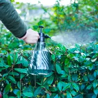 在飛比找樂天市場購物網優惠-家用1.5L氣壓噴壺透明塑料噴霧器 澆花壺 灑水壺 噴藥清洗