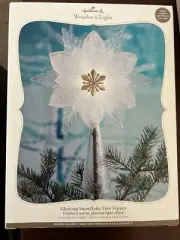 HALLMARK WONDER & LIGHT Glowing Snowflake Christmas TREE TOPPER Twinkling