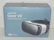 Samsung Gear VR Headset Model SMR322NZWAXAR Goggles Virtual & Augmented Reality