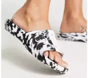 Sandals Crocs Classic Black/White Cool Unisex Marble Slide New With Box M - 12