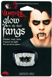 Glow In The Dark Vampire Fangs