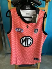 PORT ADELAIDE AFL~MACRON SIZE*XXL*2021 TRAIN GUERNSEY~BNWT~RARE CORAL COLOUR*