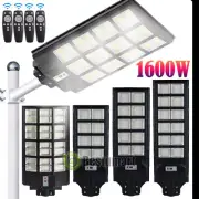 Solar Street Light Outdoor PIR Motion Sensor Super Bright Dusk to Dawn IP67 Lamp