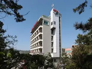 瑟堡觀光飯店Cherbourg Tourist Hotel